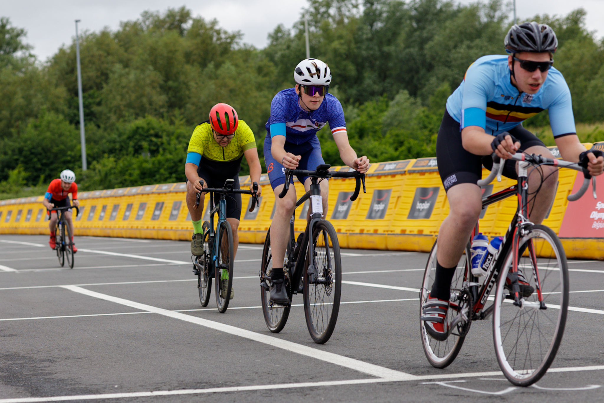 Cycliste Special Olympics en action